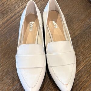 Bar III White Pointed Leather Loafers-Mever worn